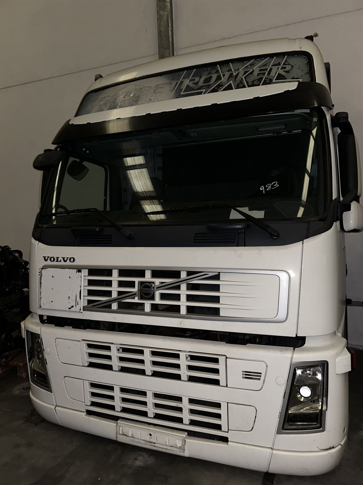 CABINA COMPLETA VOLVO FM 430 - Imagen 2
