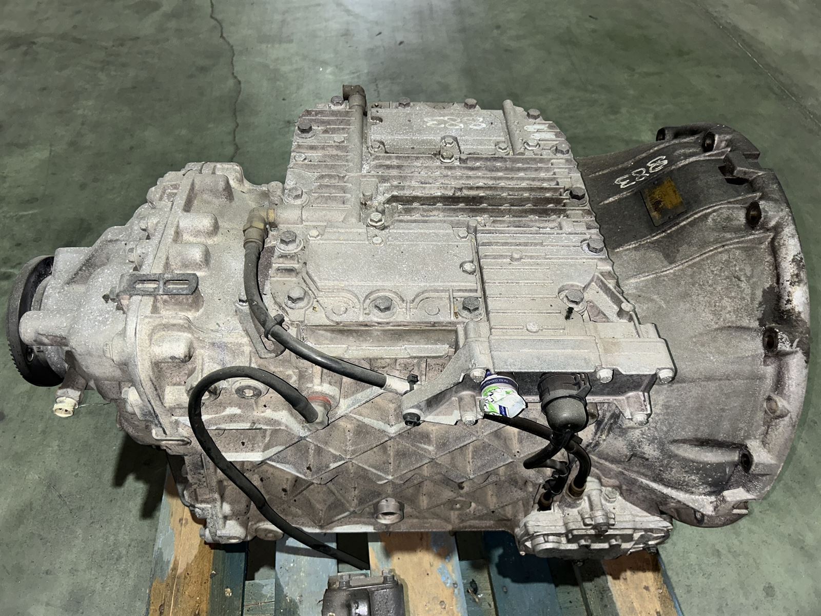 Cambio VOLVO FM440 AT2412C - Imagen 1