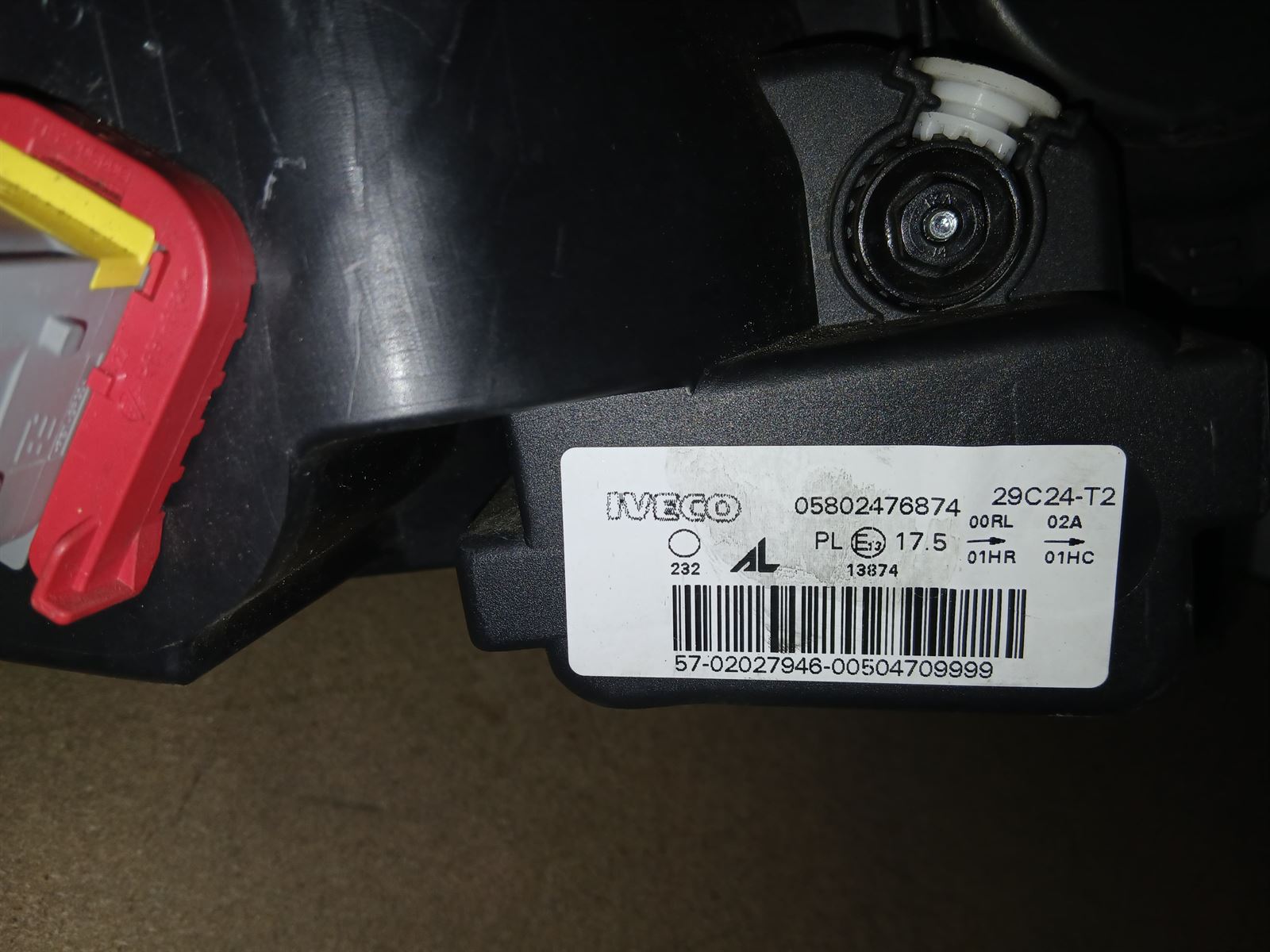 Faro Izquierdo Iveco Daily 35S16 - Imagen 2